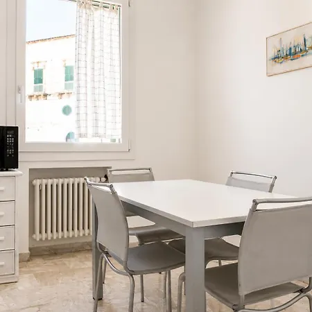 Colonna Ostuni